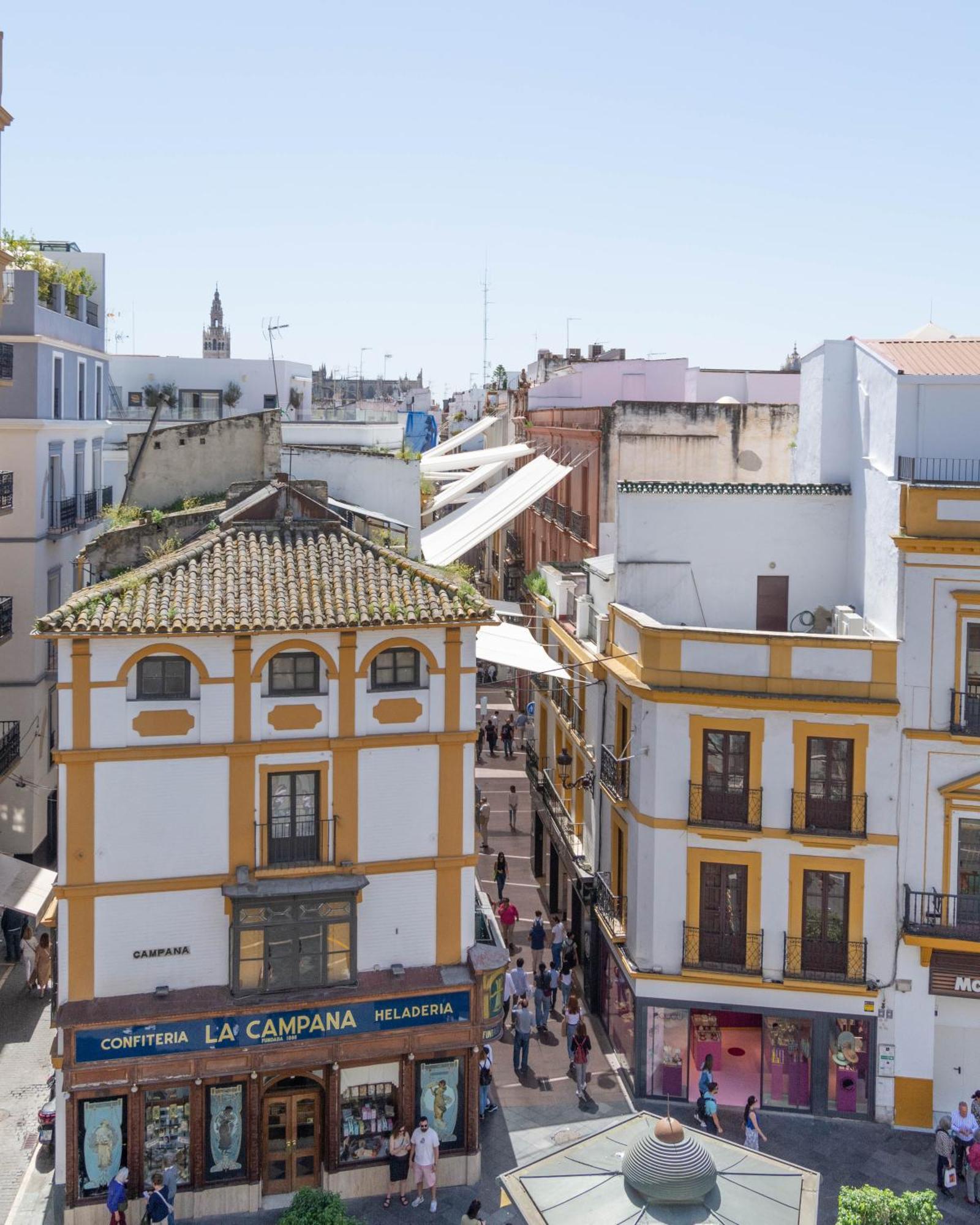 Betis Suites-La Campana Sevilha Exterior foto
